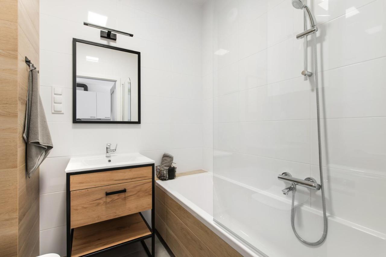 Superapart Stalowa 39 Modern Unit With Kitchen & Wifi Varsóvia Exterior foto